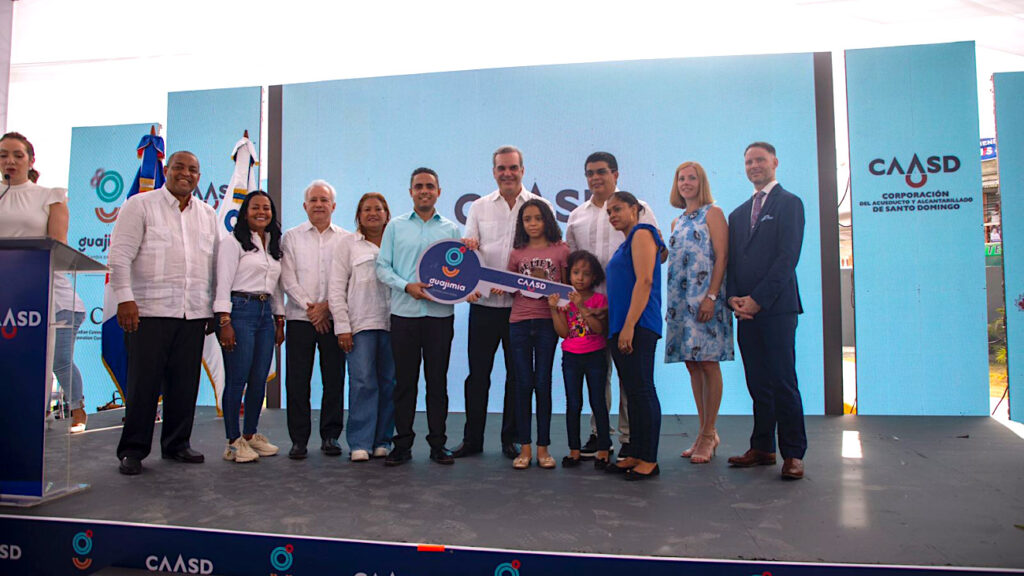 Presidente Abinader inaugura 200 apartamentos en Guajimía y una subestación eléctrica en zona franca SDO