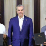 Presidente Abinader encabeza acuerdo histórico entre MINERD y ADP que persigue mejorar calidad educación dominicana
