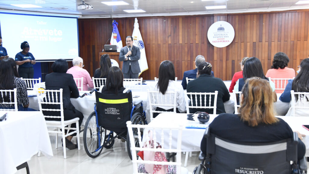 @SaludPublicaRD desarrolla estrategias para fomentar la inclusión y buen trato a personas con discapacidad