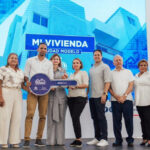 Vicepresidenta Raquel Peña y ministro Bonilla entregan 500 apartamentos en “Mi Vivienda Ciudad Modelo”; suman más de 4,000 unidades entregadas en todo el territorio nacional
