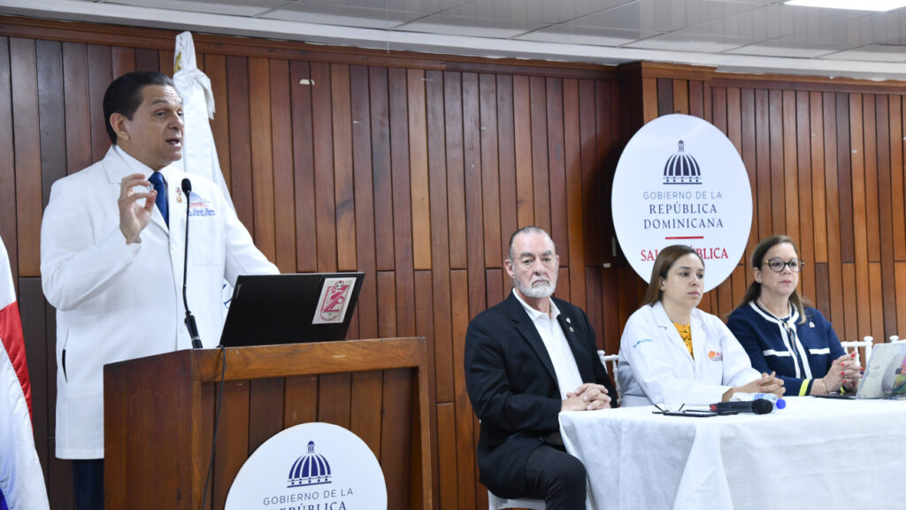 Gobierno garantiza permanencia y apoyo a Programa de Medicamentos de Alto Costo en favor de las 16,000 personas que impacta