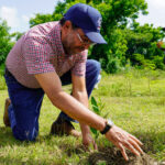 @INDRHIRD reforesta cuenca del río Nizao, en el marco del Plan Nacional de Restauración de Bosques