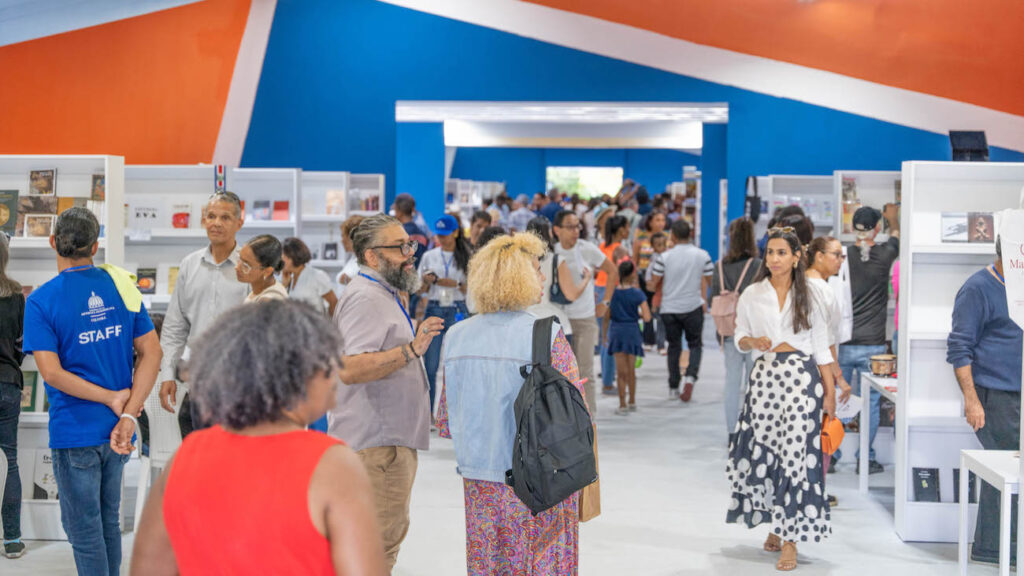 Vicepresidenta @RaquelPenaVice ofrecerá hoy conferencia “Vida académica y experiencia de Estado” en la XXV Feria Internacional del Libro