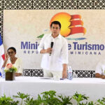 @TurismoRD Inicia trabajos en calles de Bayahíbe por casi RD 53 millones; anuncia inversión de más de RD 200 millones para otras obras