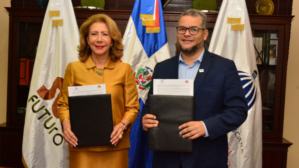 @Feda_RD y Sur Futuro desarrollarán proyectos en beneficio de productores agrícolas de la región Sur del país