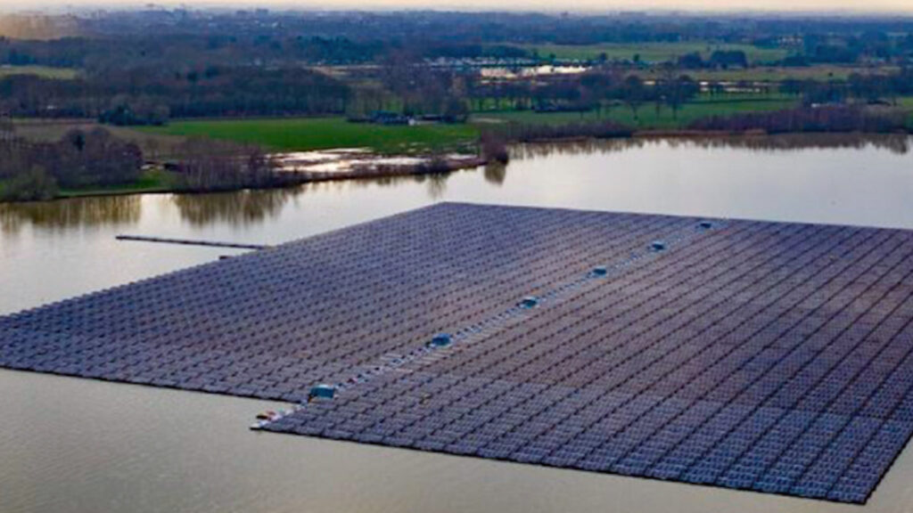 República Dominicana evalúa instalación de paneles solares flotantes en embalses de las presas