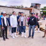 Ministro de Salud @drdaniel_rivera encabeza recorrido por zona afectada por inundación; realizan jornada para prevenir y detectar enfermedades