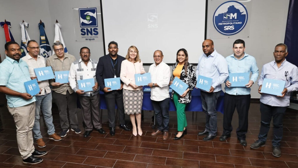@SNSRDO lanza Manual de Identidad y Señalética de los Centros de la Red Pública