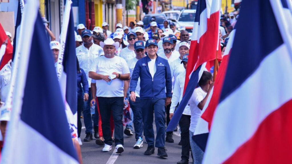 “Ruta de la Salud” de @SaludPublicaRD beneficia cientos de personas en Yamasá
