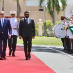 Presidente @luisabinader recibe a su homólogo de Guyana, Mohamed Irfaan Ali, en visita oficial