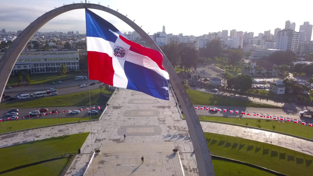 República Dominicana muestra progreso en la lucha contra la corrupción, según el Índice CCC 2023 y la infografía de Latinometrics