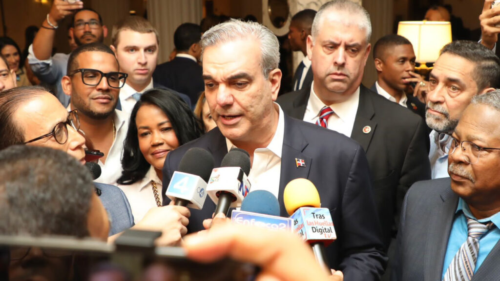 Presidente @luisabinader agradece a la comunidad dominicana por su apoyo al país