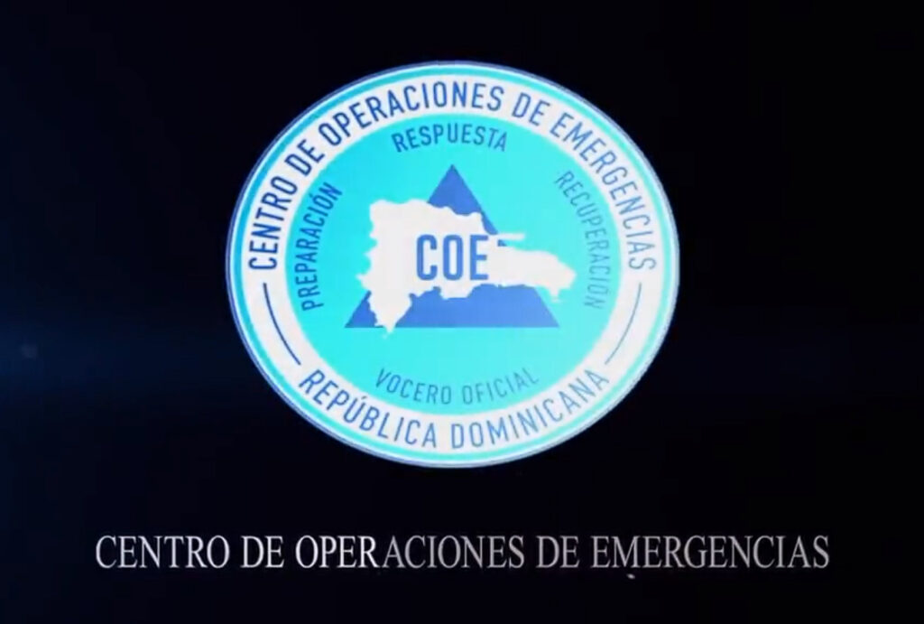 El @COE_RD mantiene 12 provincias en amarilla y 09 en alerta verde por posibles inundaciones repentinas o urbanas