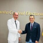 @RomnJquez y @FGarciaFermín firman acuerdo para reducir Burocracia Cero
