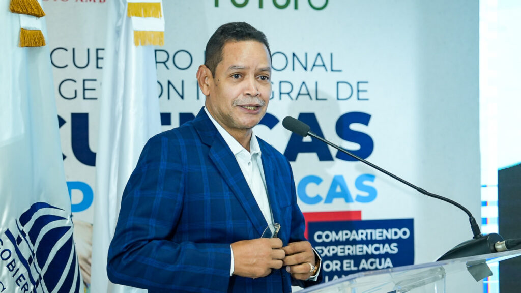 @AmbienteRD Mejora el proceso de permisología para la extracción de componentes de la corteza terrestre
