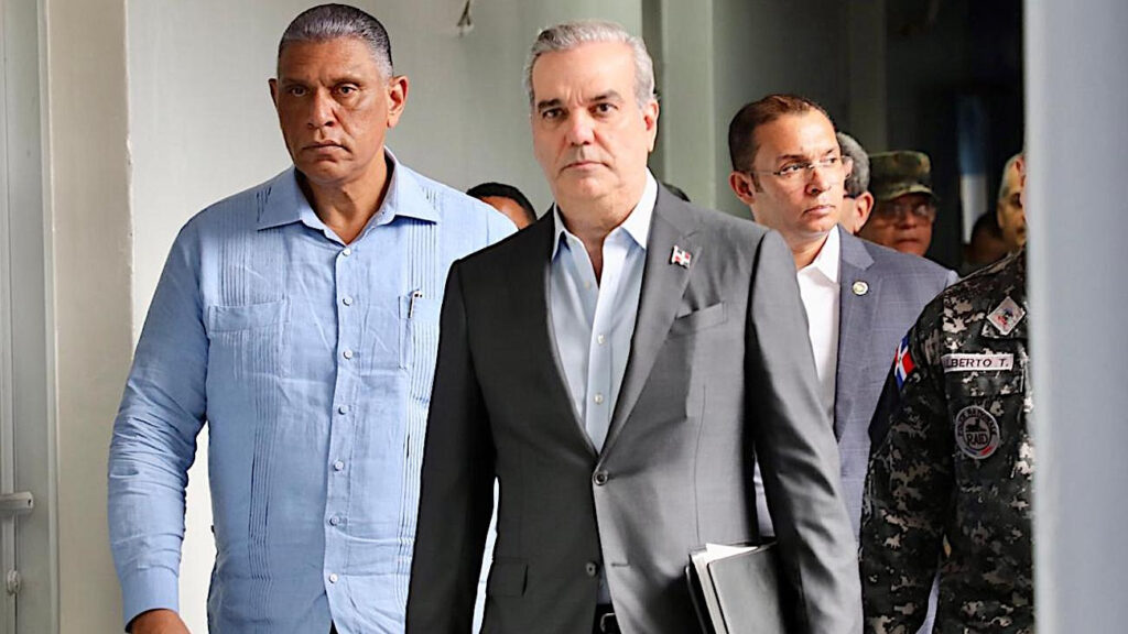 Presidente @luisabinader encabeza reunión de seguimiento sobre seguridad ciudadana