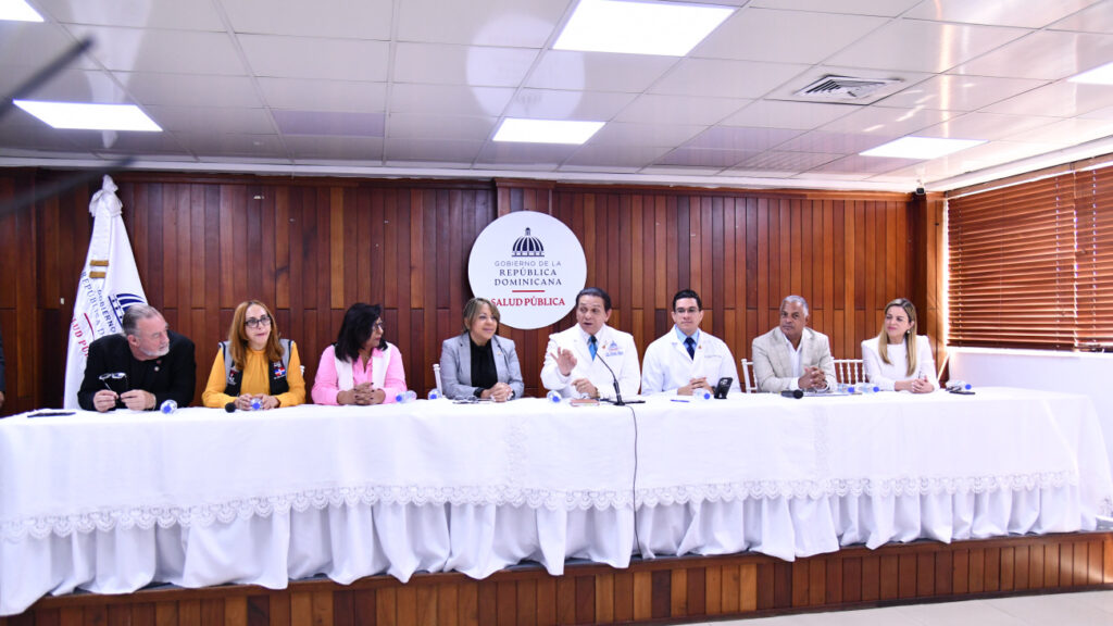 Dengue registra ligera disminución; Ministerio de Salud Pública llama a no descuidar y mantener medidas preventivas eliminando criaderos