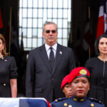 Presidente @luisabinader encabeza acto de traslado de restos mortales de Abigaíl Mejía al Panteón de la Patria