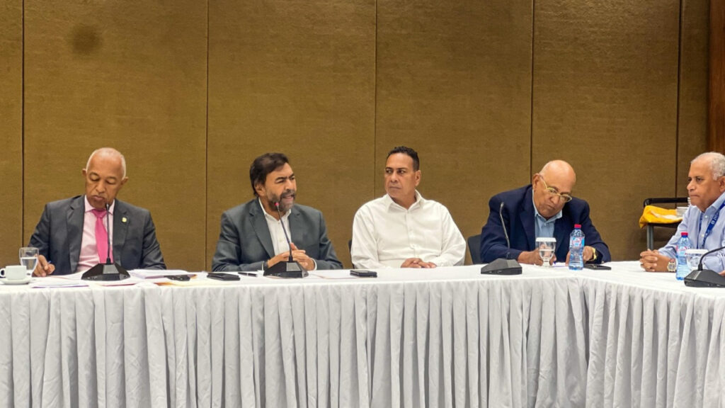 @INDRHIRD presenta a Cámara de Diputados proyecto de obras complementarias de la presa de Monte Grande