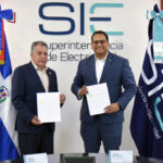 Superintendencia de Electricidad y Cruz Roja firman acuerdo de colaboración, beneficiará afectados explosión de San Cristóbal