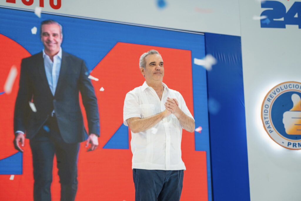 @JosePaliza: El pueblo dominicano transita por caminos de progreso, transparencia, institucionalidad y de mejores oportunidades