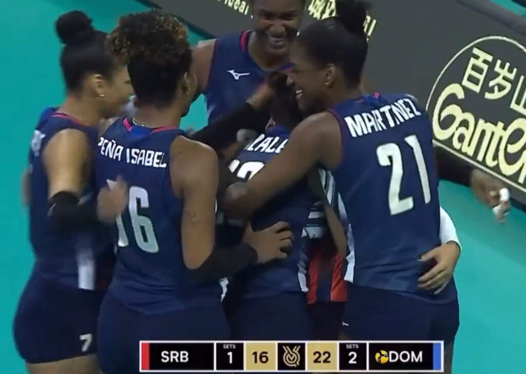 Extraordinaria jugada de Brenda Castillo en la fase PreOlimpica Voleibol Paris2024