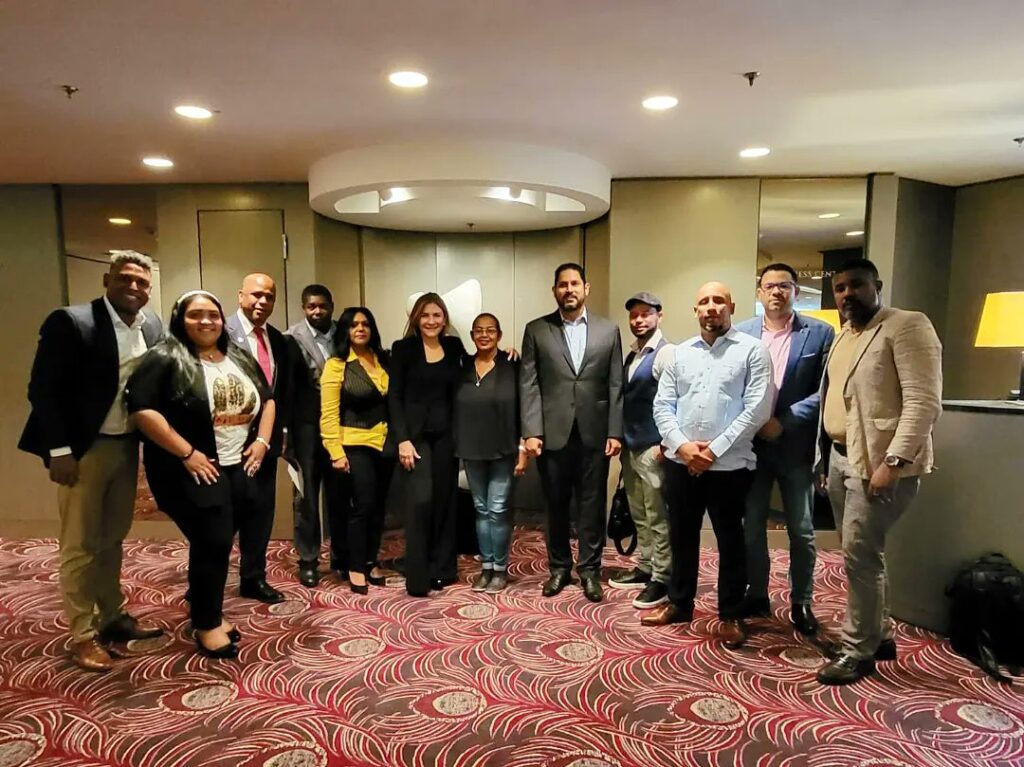 @CarolinaMejiaG realiza varios encuentros con nuestros dirigentes en Alemania
