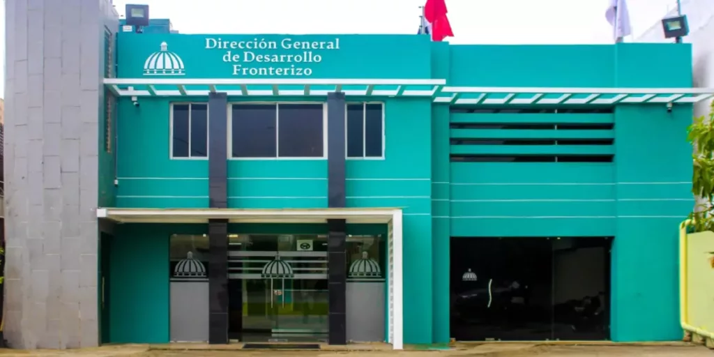 @ContraloriaRD : auditoría a la DGDF muestra irregularidades en fondos y terrenos sin títulos