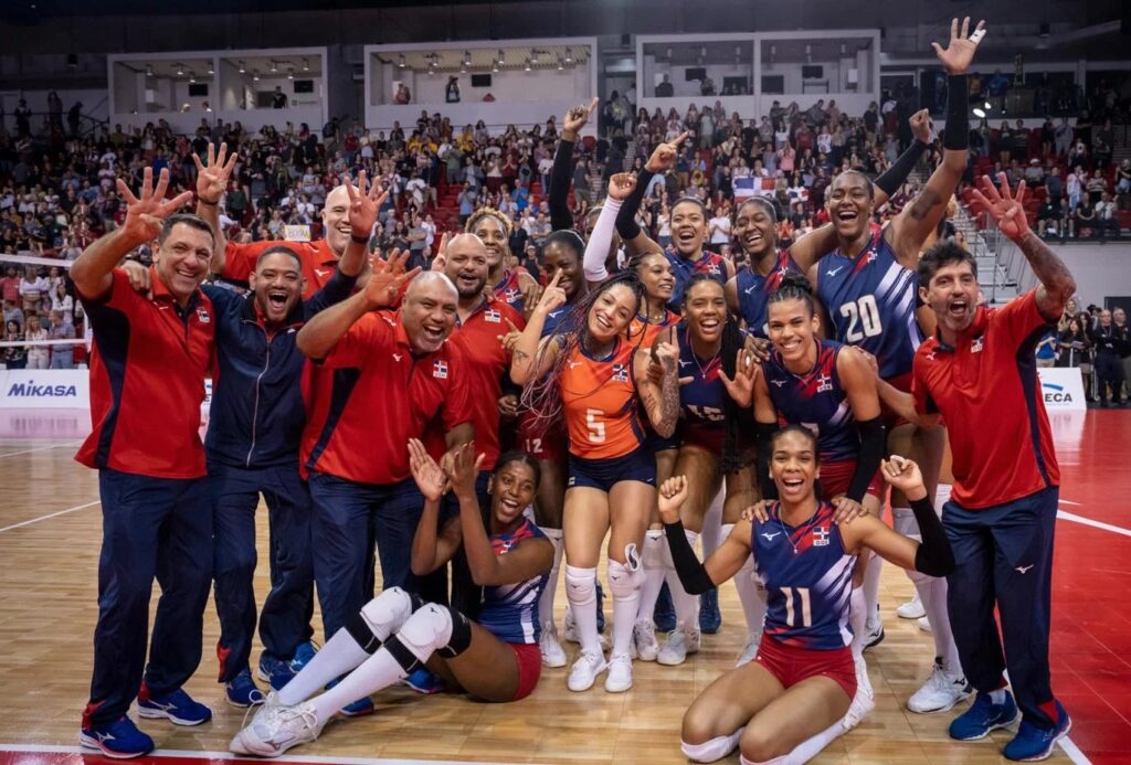 @CarolinaMejiaG felicita a Las Reinas y Campeonas del Caribe por esta 4ta medalla de Oro y 3ra Victoria NORCECA 2023