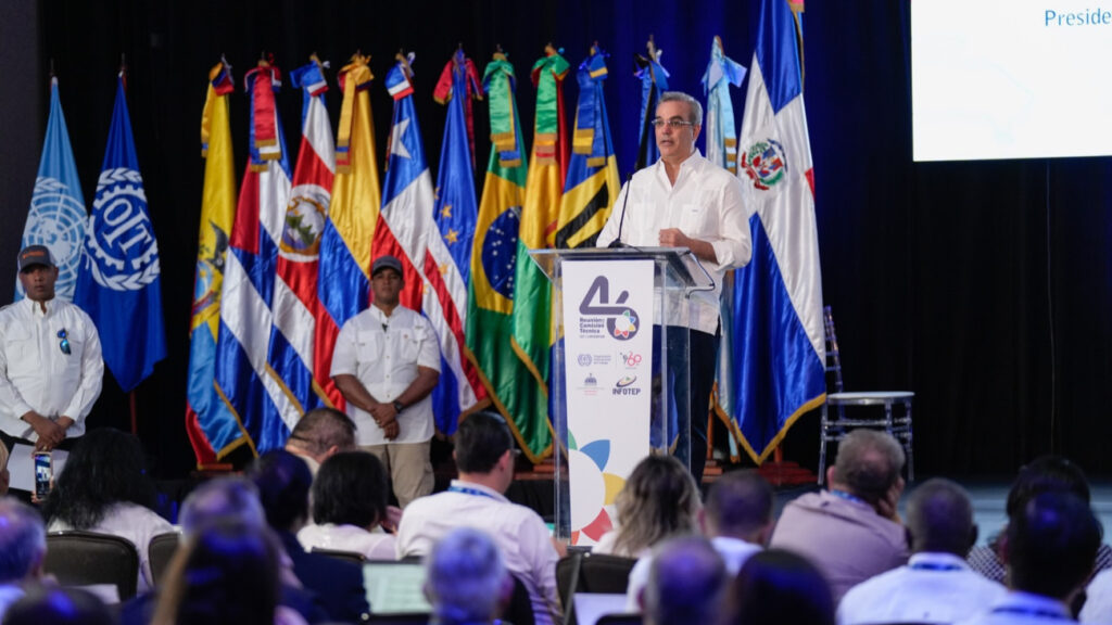 Presidente @luisabinader destaca RD registra el nivel más bajo de desempleo en últimas décadas, con 4.7 %