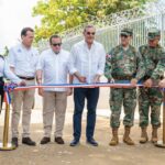 @JosePaliza: @LuisAbinader dejó inaugurado el primer tramo de la verja perimetral fronteriza en Elías Piña