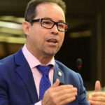 Diputados del @PRM_Oficial respaldan llamado a la unidad hecho por el presidente @LuisAbinader.