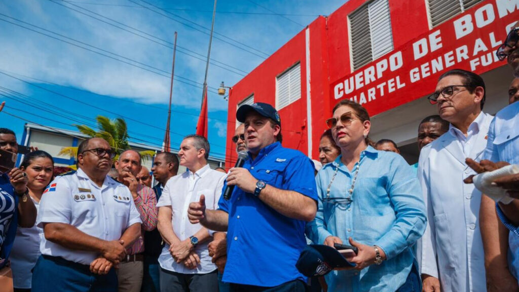 Ministro @JosePaliza exhorta a trabajar en unidad atendiendo familias afectadas sin mirar colores partidarios