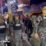 @PoliciaRD En el fiel cumplimiento de su deber se mantiene en constante y permanente patrullaje en todo el país