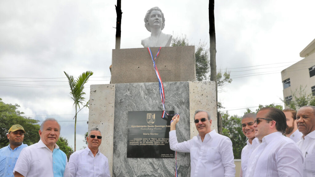 Presidente @luisabinader encabeza inauguración Boulevard del Dominicano en el Exterior, en Santo Domingo Este