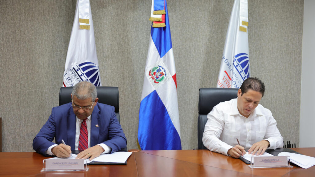 Ministerio de Vivienda firma convenio con el MAP para comenzar el uso del Sigei y eficientizar procesos transversales