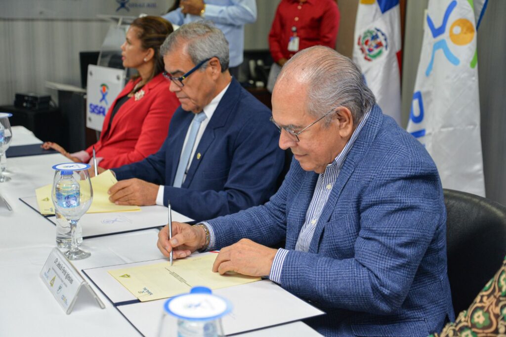 Sisalril acuerda con CMD, CDO y CDP emitir código a profesionales que permita verificar la autenticidad de los médicos