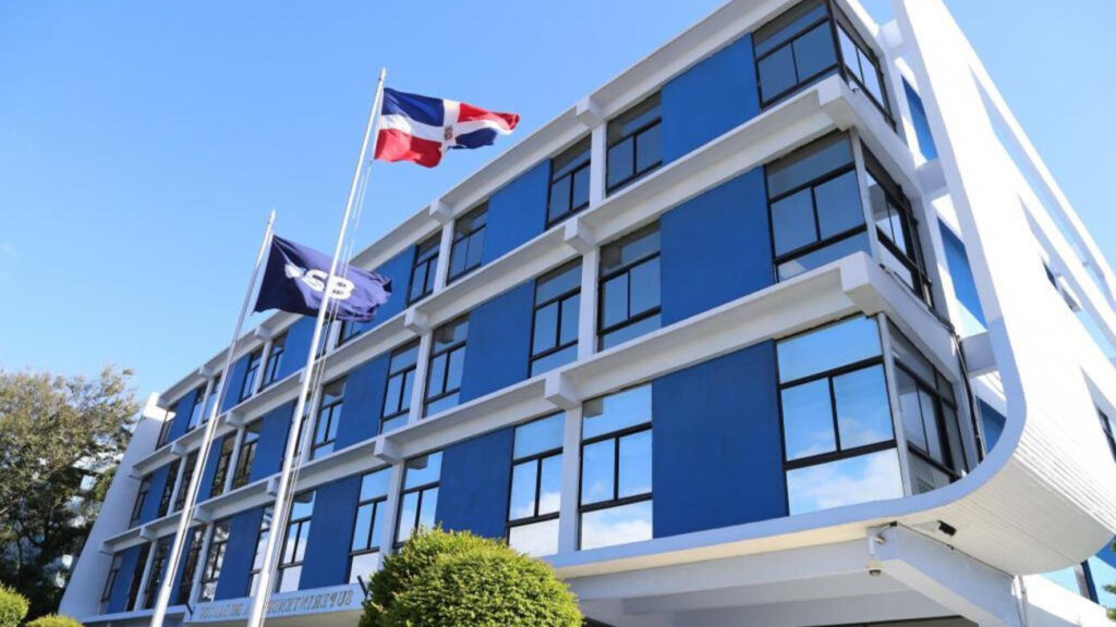 @SuperdeBancosRD dispone lineamientos para salvaguardar datos de los usuarios