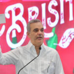 Presidente @luisabinader anuncia 2.5 millones de dominicanos se beneficiarán con la entrega bonos navideños