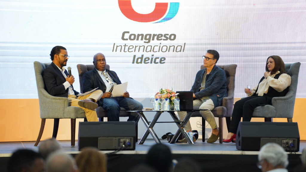 @EducacionRDo destaca resultados positivos del proyecto Libro Abierto; se han publicado más de 72 ejemplares, dando respuesta a más de dos millones de estudiantes