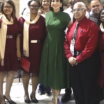 @RaquelArbaje da la bienvenida a la Navidad en la iglesia Nuestra Señora de las Mercedes