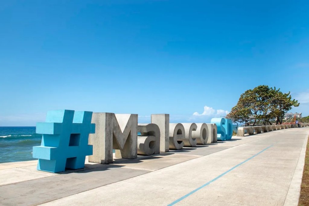 @CarolinaMejiaG:”¡Hoy Santo Domingo renace! Ya estamos aquí en nuestro nuevo Paseo Marítimo del Malecón”|Inauguración