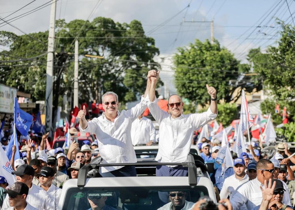 @UlisesRodg La caravana del cambio. Los santiagueros anhelan un cambio en la alcaldía