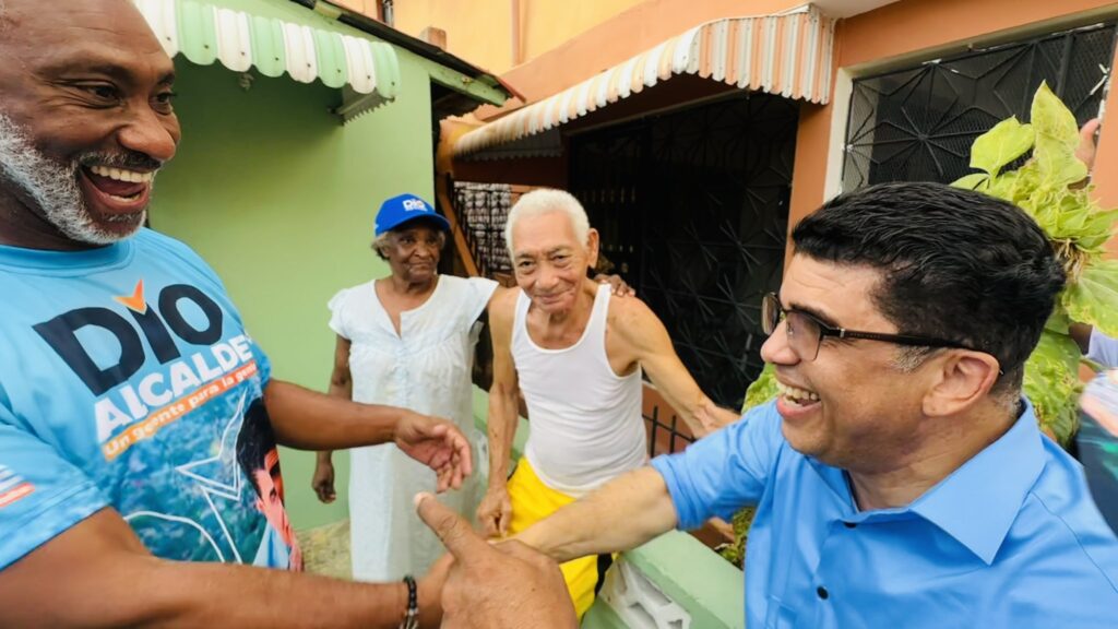 @Dioastacio: ¡Te espero en la próxima caminata! Seguimos PODEROSOS @PRM_Oficial