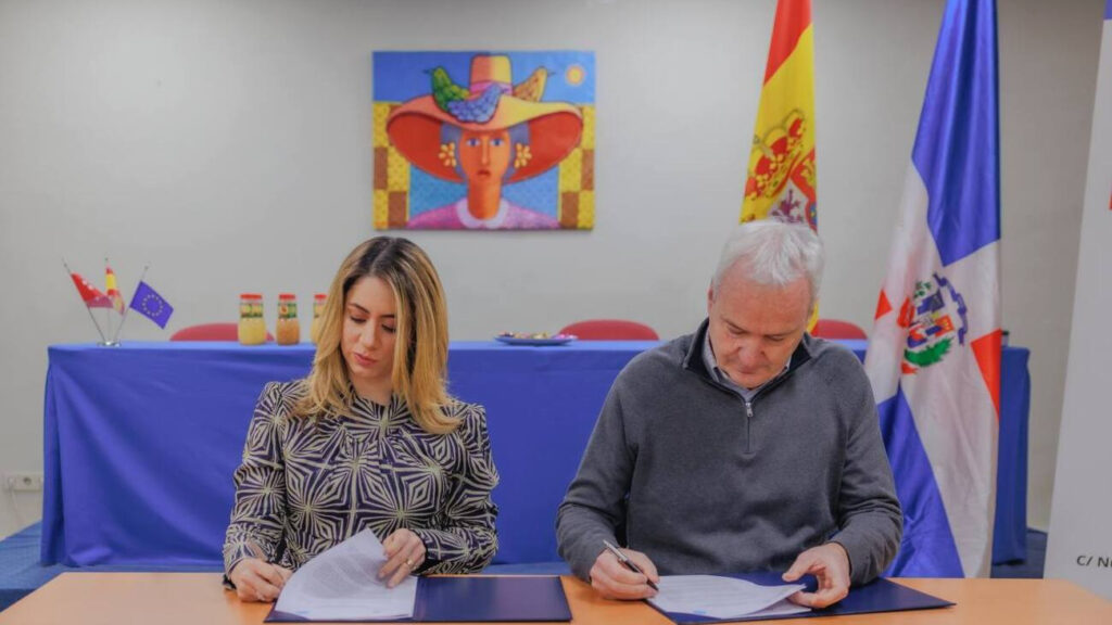 Supérate impulsa en Madrid sector gastronómico dominicano como ancla para desarrollo de Pedernales