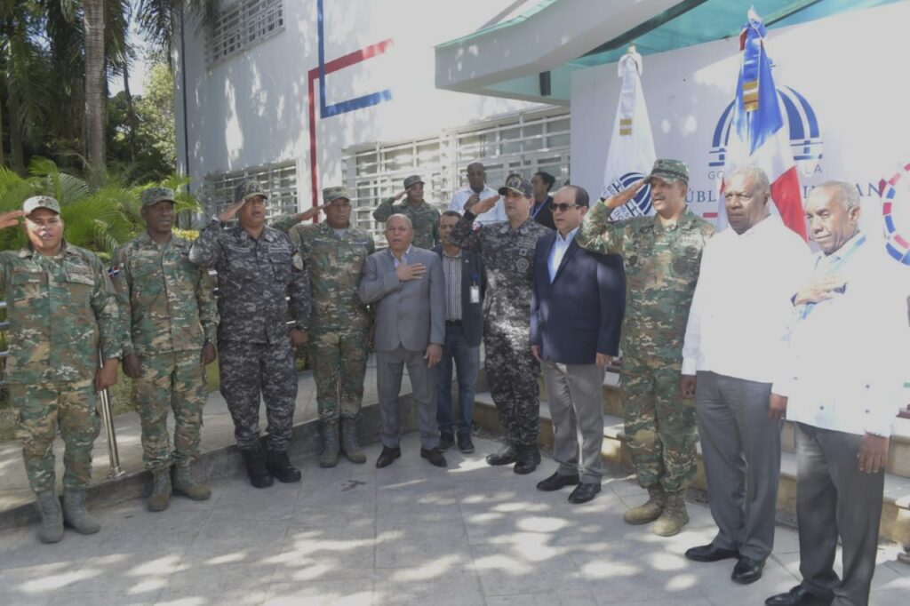 Ministerio de Deportes recibe antorcha de la edición 53 de los Juegos Deportivos Militares y Policiales