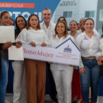 Presidente @luisabinader entrega 186 viviendas Familia Feliz