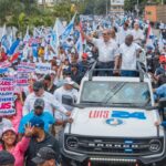 @LuisAbinader recorre municipios de San Cristóbal en apoyo candidatos municipales