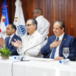 Juramentan nuevo Ministro de Salud el Dr. Víctor Atallah