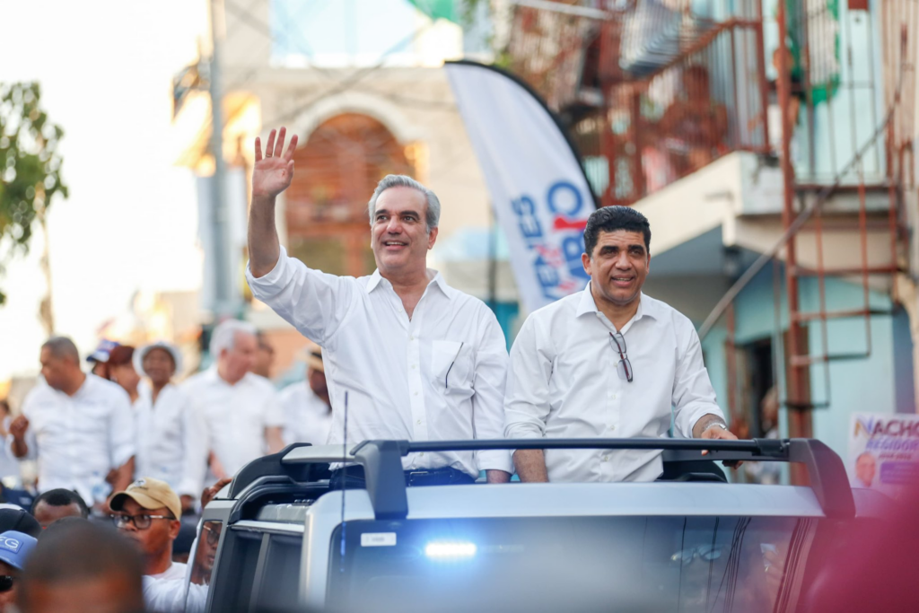 Marcha caravana del @PRM_OFICIAL en SDE|Santo Domingo Este brindó un fuerte respaldo a candidato a alcalde, @dioastacio